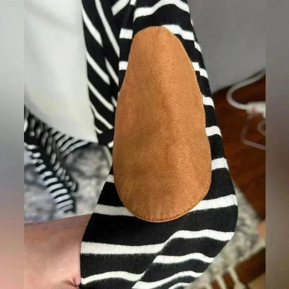 Size M Market & Spruce front cascading stripe cardigan with brown elbow patches - Picture 4 of 5